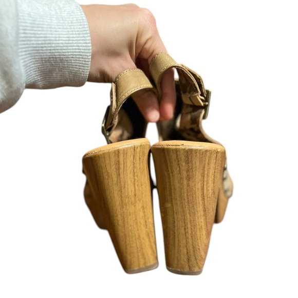 Korks Delaney Sling Back Platform Shoes Clogs - Picture 5 of 7